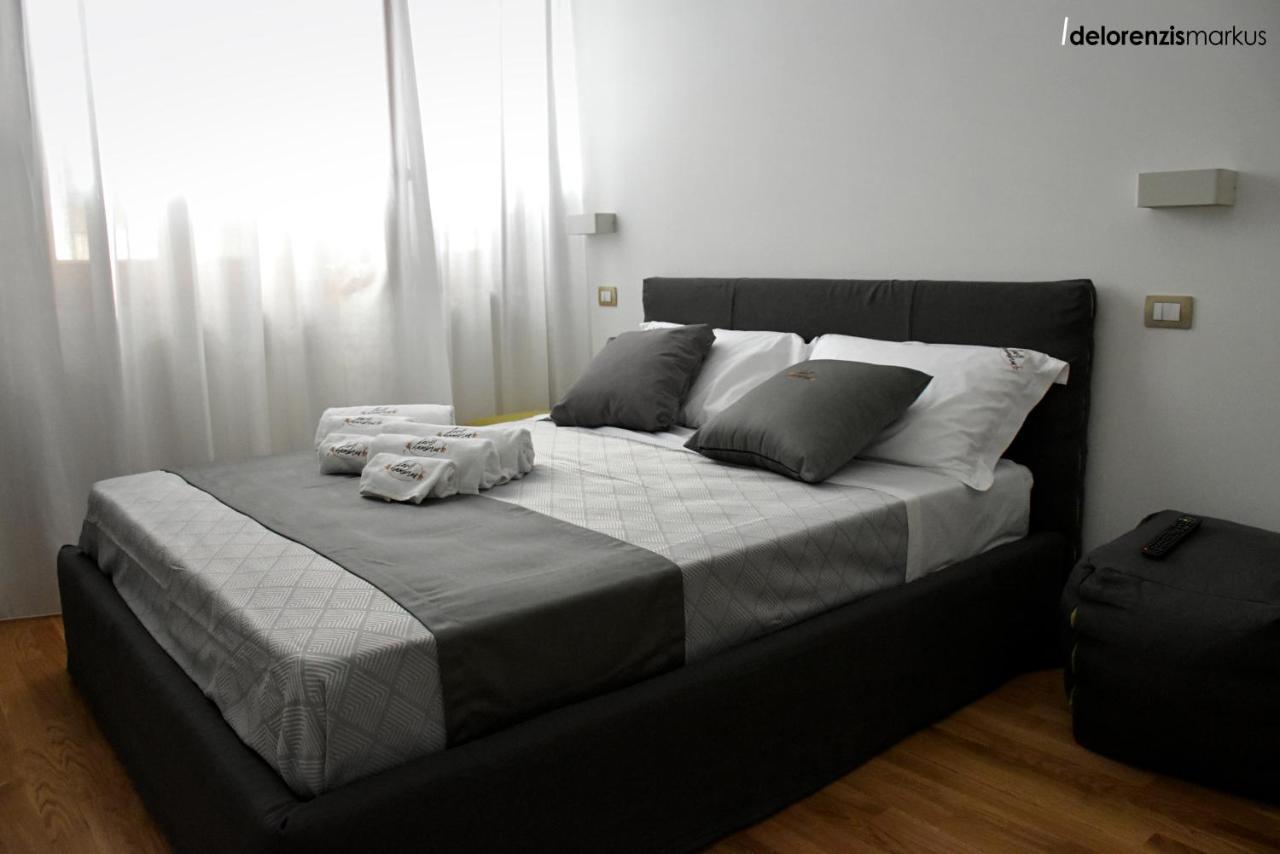 Les 3 Chambres Лече Екстериор снимка