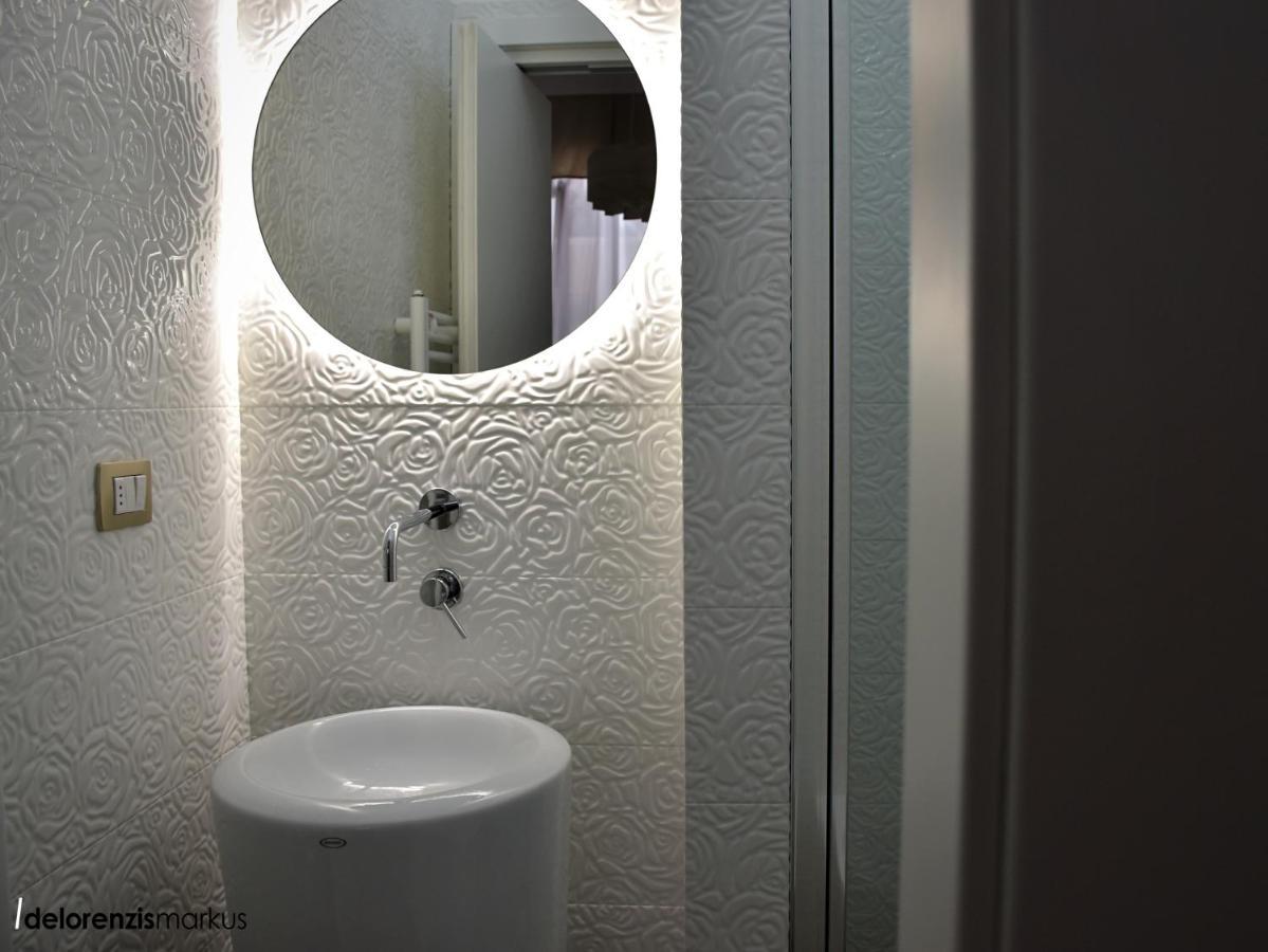 Les 3 Chambres Лече Екстериор снимка