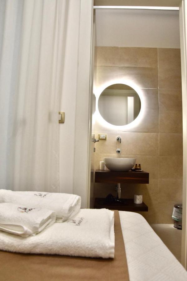 Les 3 Chambres Лече Екстериор снимка